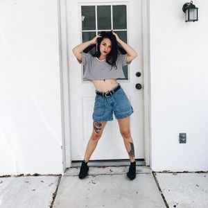 Y2K Tommy Hilfiger Denim Utility Shorts⠀